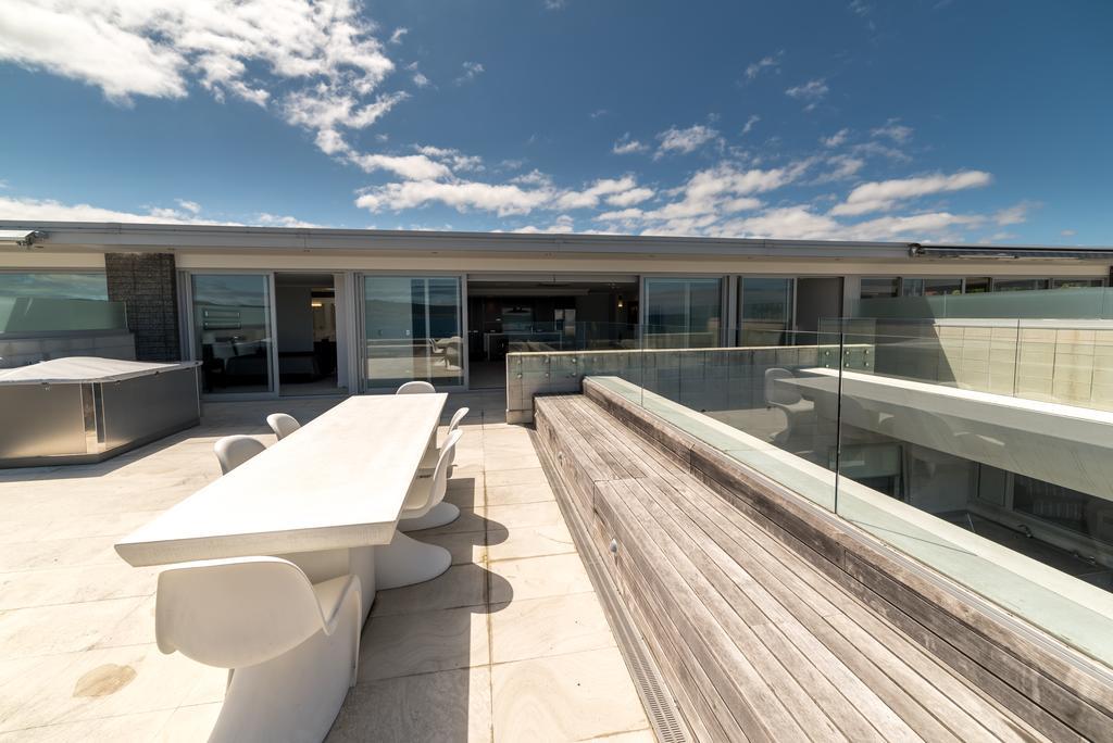 Aparthotel Sacred Waters Taupo Zewnętrze zdjęcie The penthouse