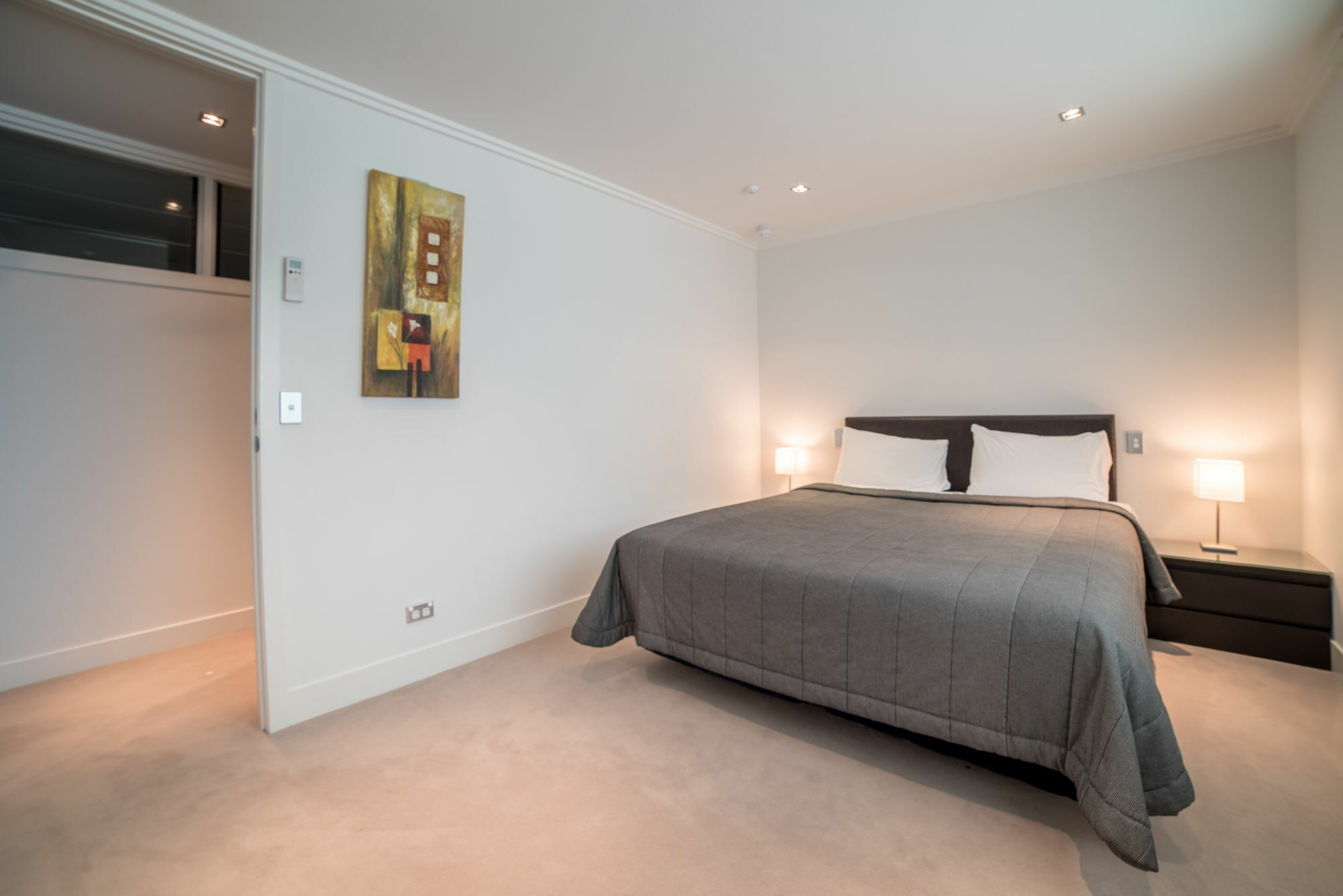 Aparthotel Sacred Waters Taupo Zewnętrze zdjęcie A bedroom in a serviced apartment